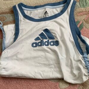 Adidas top